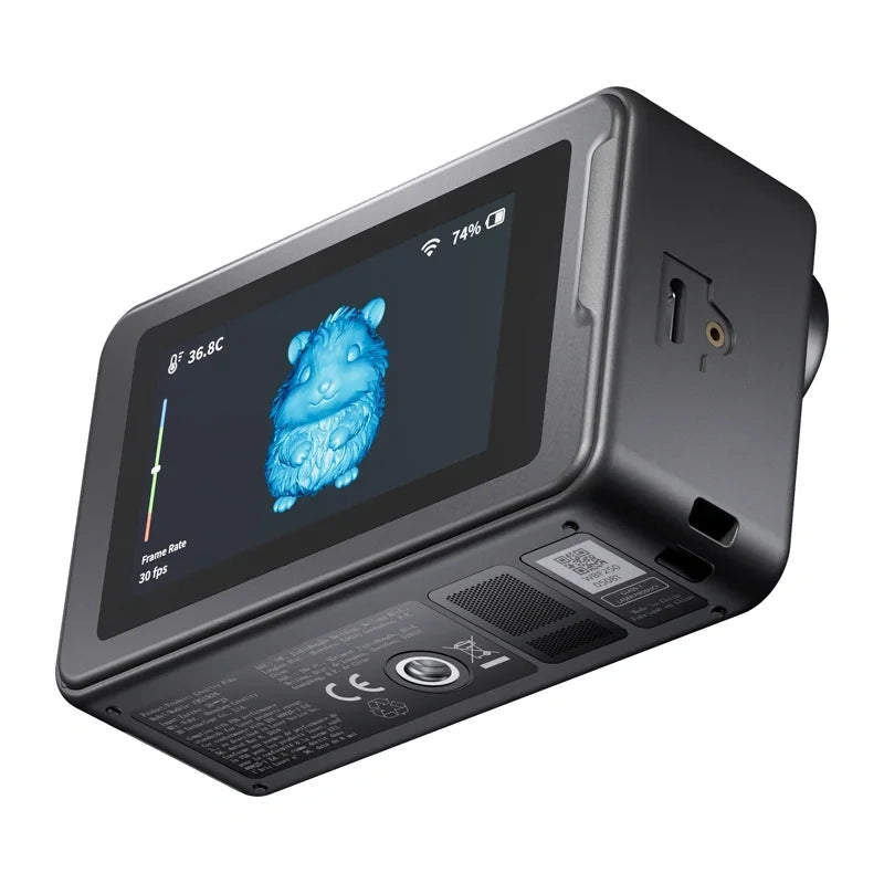Creality Pika 3D-scanner in gebruik met een laptop